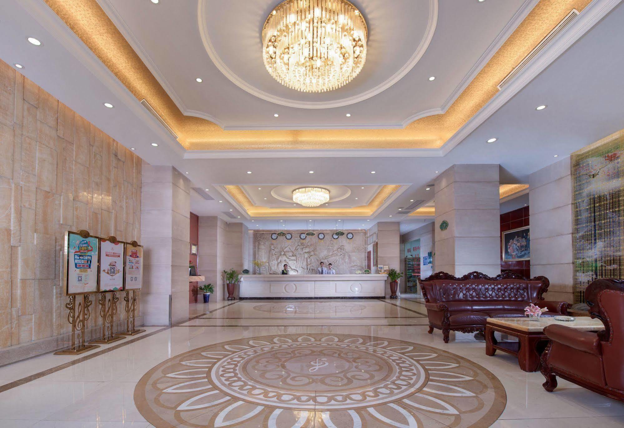 Vienna Hotel Guangzhou Buitenkant foto